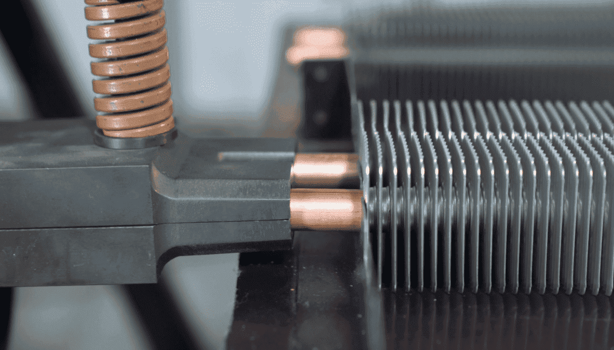 Алюминиевая ламель высотой 50 мм., длинной 100 мм, толщиной 0,35 мм. Более частое гофрирование ламели увеличивает ее площадь теплоотдачи 5. Алюминиевая ламель высотой 50 мм., длинной 100 мм, толщиной 0,35 мм. Более частое гофрирование ламели увеличивает ее площадь теплоотдачи